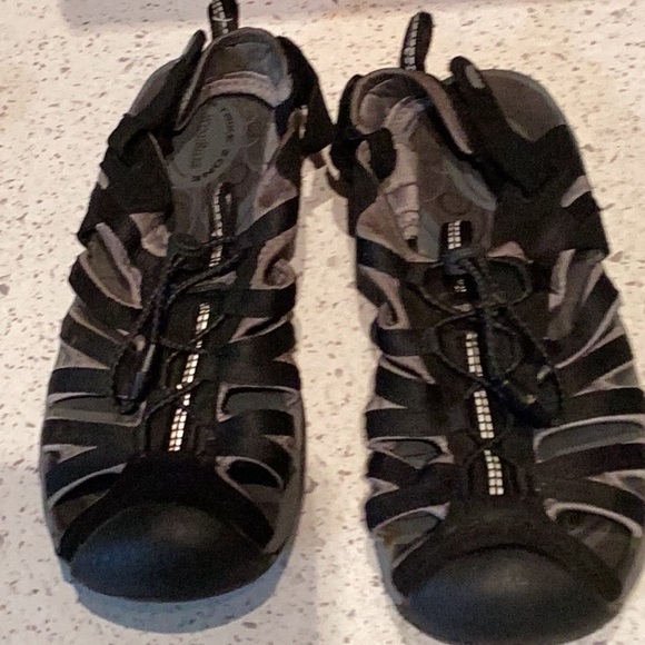 Women’s Windriver Sandals - Picture 1 of 4